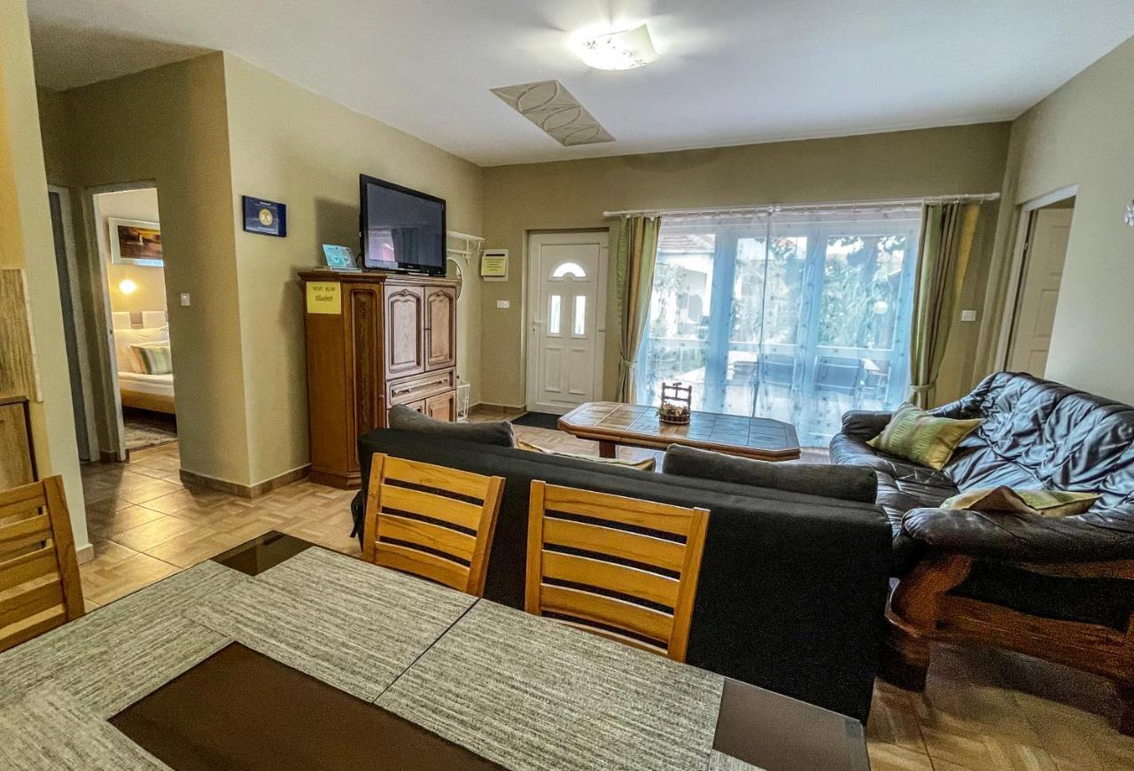 Elizabeth Apartman Tokaj Exterior photo